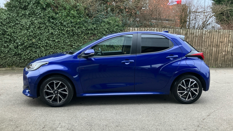 Toyota Yaris 1.5 Hybrid Design 5dr CVT Hybrid Hatchback